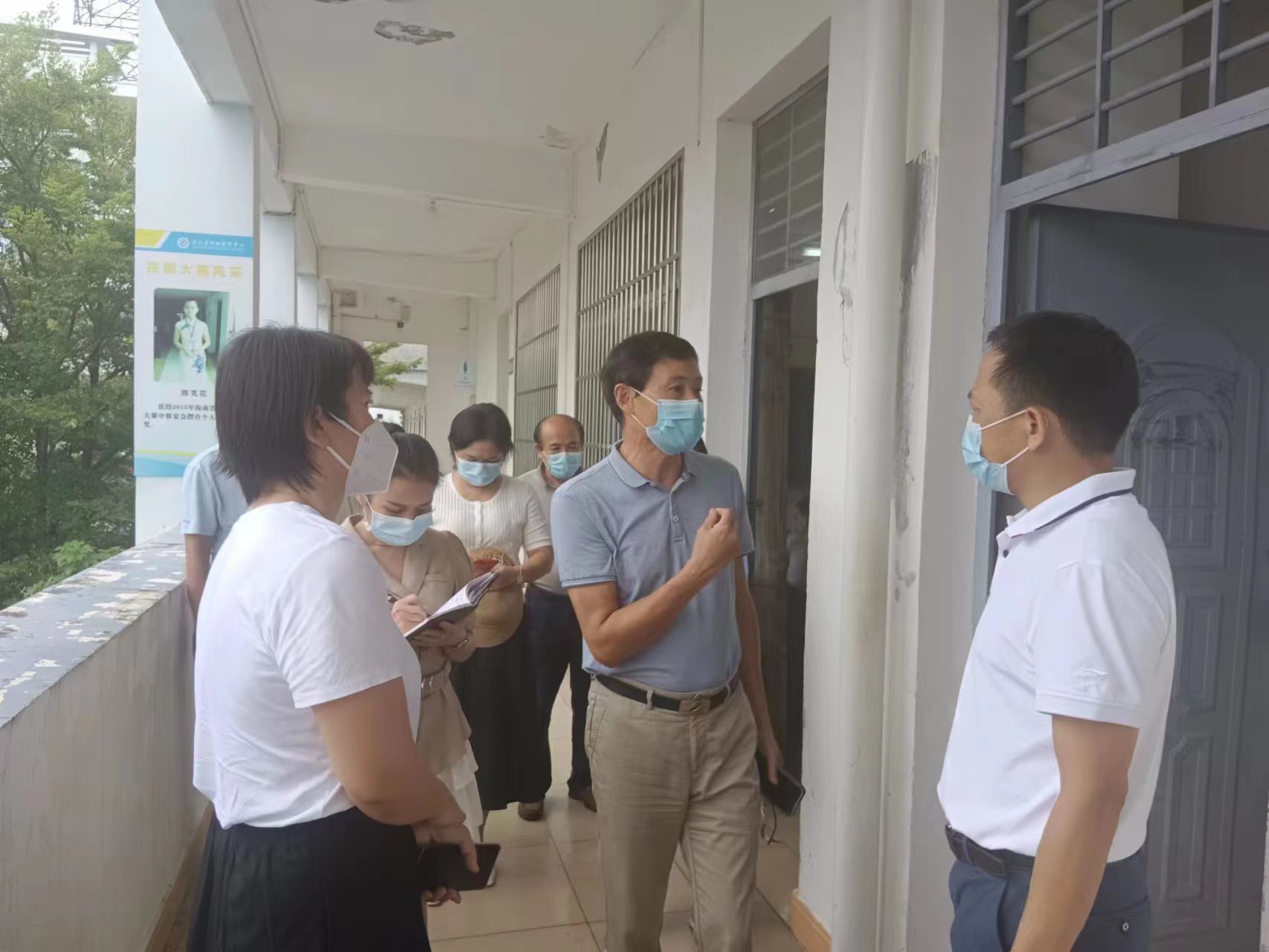 省教育厅领导到我校检查开学工作(图1)